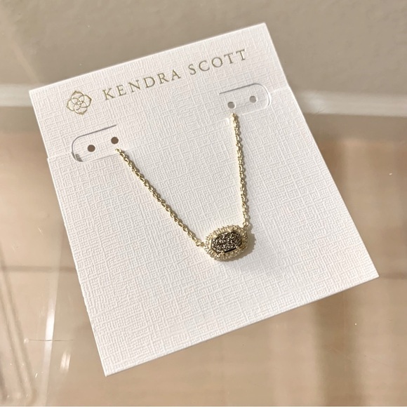 Kendra Scott Jewelry - Kendra Scott Drusy Stone Gold Chelsea Dainty Minimalist Necklace